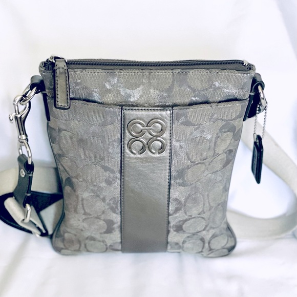 Coach Signature Metallic Swing Pack Crossbody - Grey - Picture 4 of 8